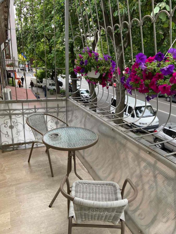 75 Katerynyns'Ka Street Daire Odessa Dış mekan fotoğraf
